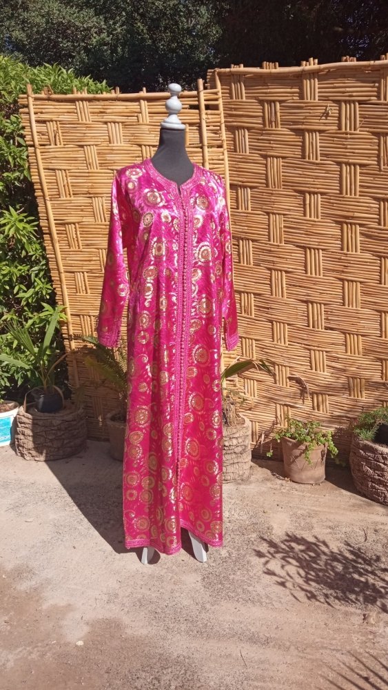 60s vintage Hot pink Caftan BROCADE dress with Gold - Heritage Handmade