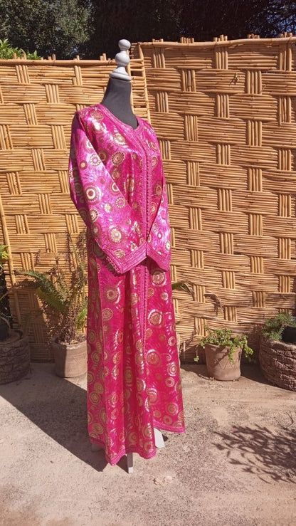 60s vintage Hot pink Caftan BROCADE dress with Gold - Heritage Handmade