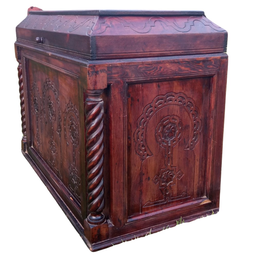 Rustic African Farmhouse Wooden Trunk at Heritage Handmade