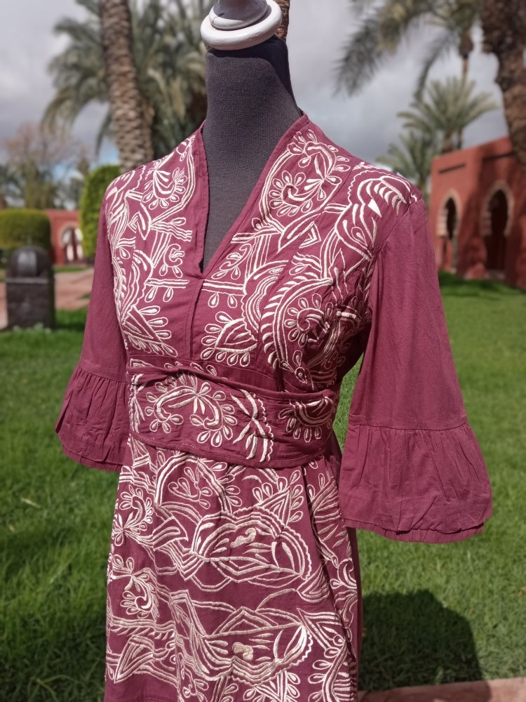 Almatrichi vintage embroidered dress US - T.42