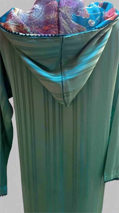 Luxury light green Moroccan Djellaba / hooded kaftan 