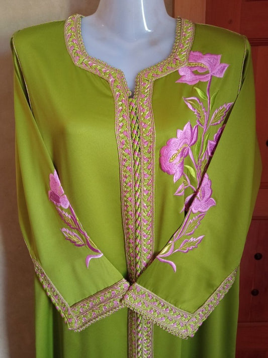 Vintage Green Embroidered Moroccan wedding kaftan dress