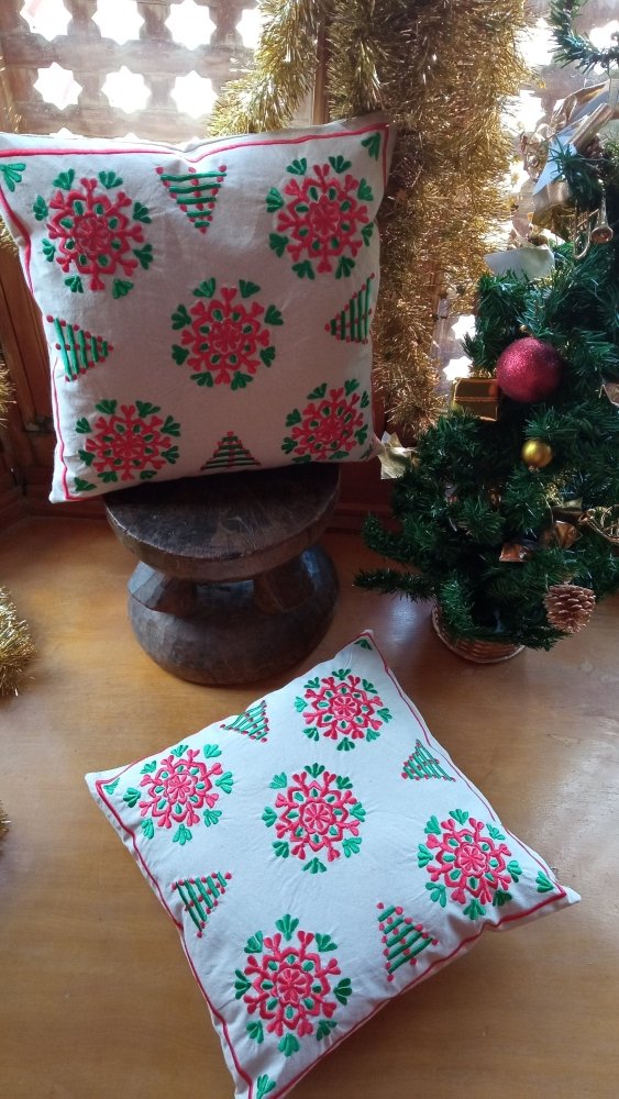 Set of 2 Embroidered Christmas Throw Pillow Cover