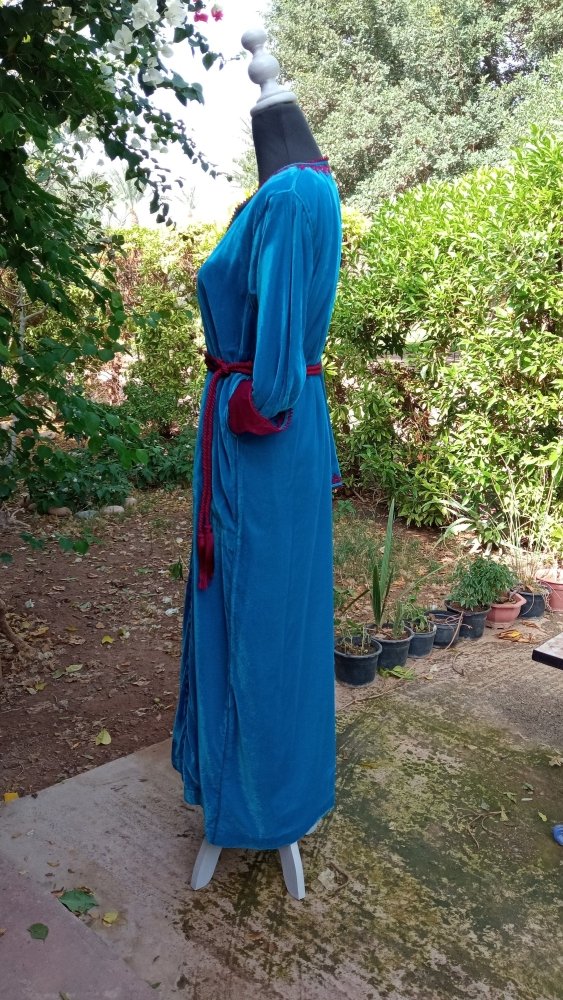 Blue Velvet Moroccan wedding dress kaftan with Fuschia