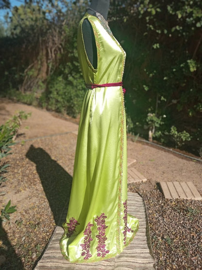 Vintage Green satin V-Neck sleeveless Kaftan