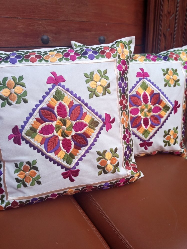 Set of 2 Decorative Moroccan Throw Pillow Covers